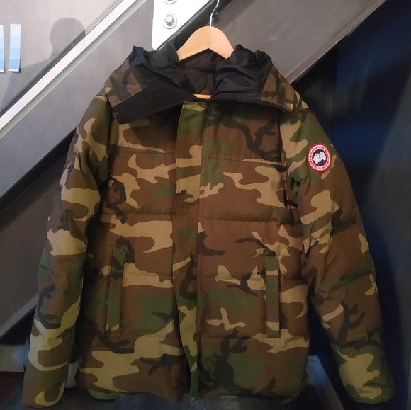 SOLD!!! Canada Goose Macmillan Parka Slim Fit - Picture 3 of 8